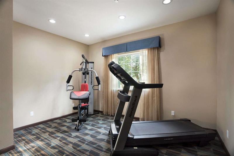 Surestay Plus Hotel By Best Western Owasso Tulsa North Exterior foto